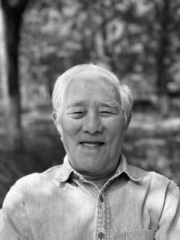 丘立本同志生平